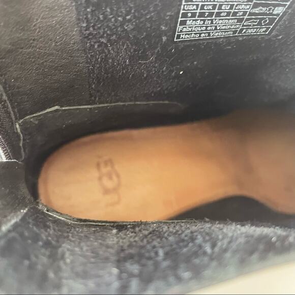 Ugg Bandara Leather Ankle Boot Stye 1098310 Black 9 EUC - Picture 9 of 10